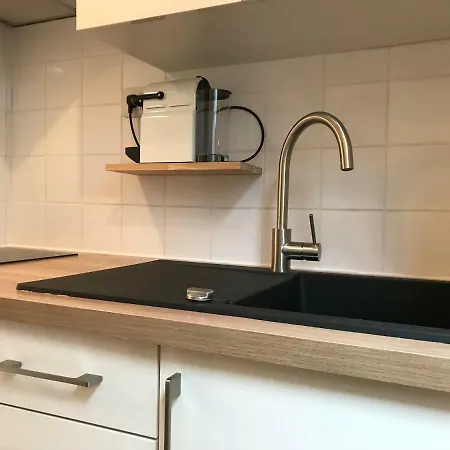 Joli 4p Entre Telecabine Et Commerces